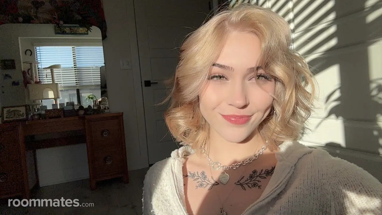 Profile photo 1 of 2