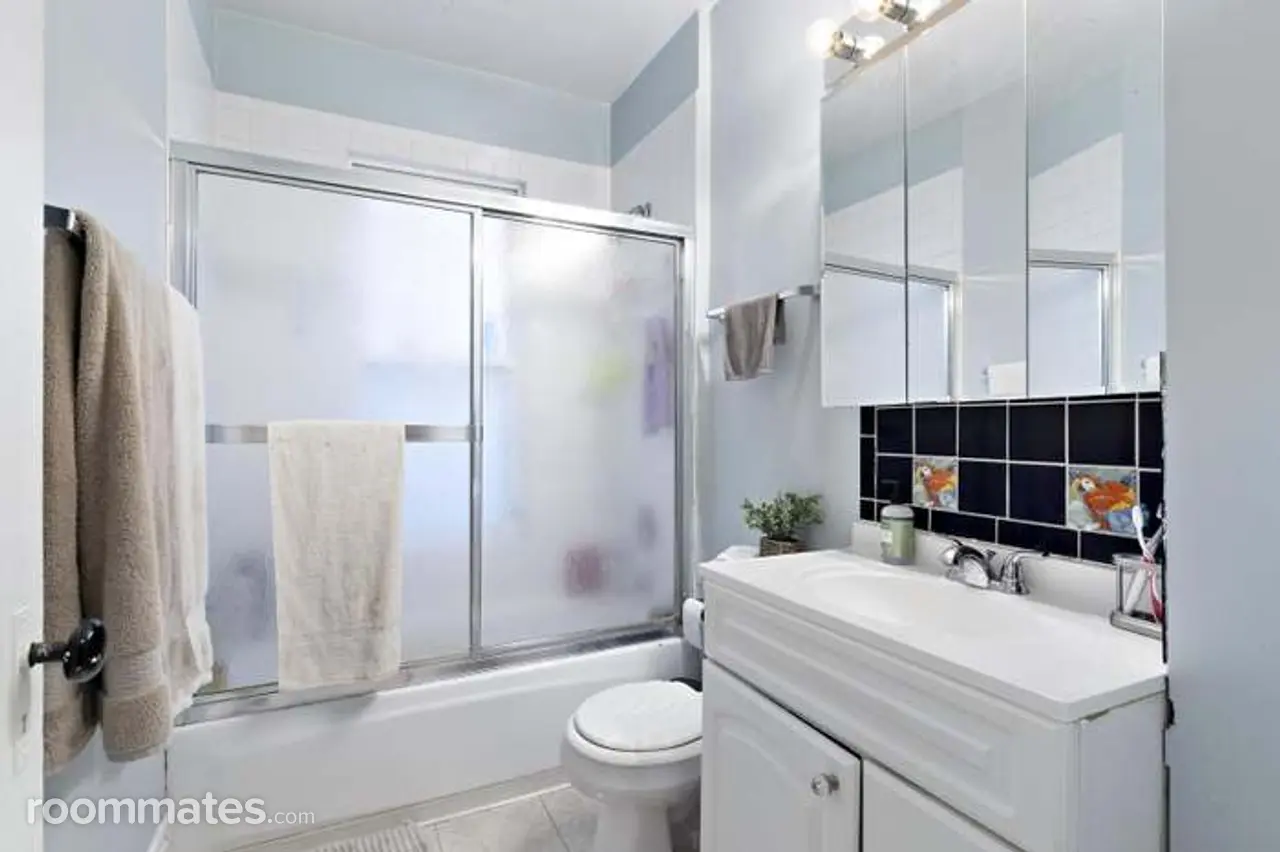 Profile photo 4 of 7