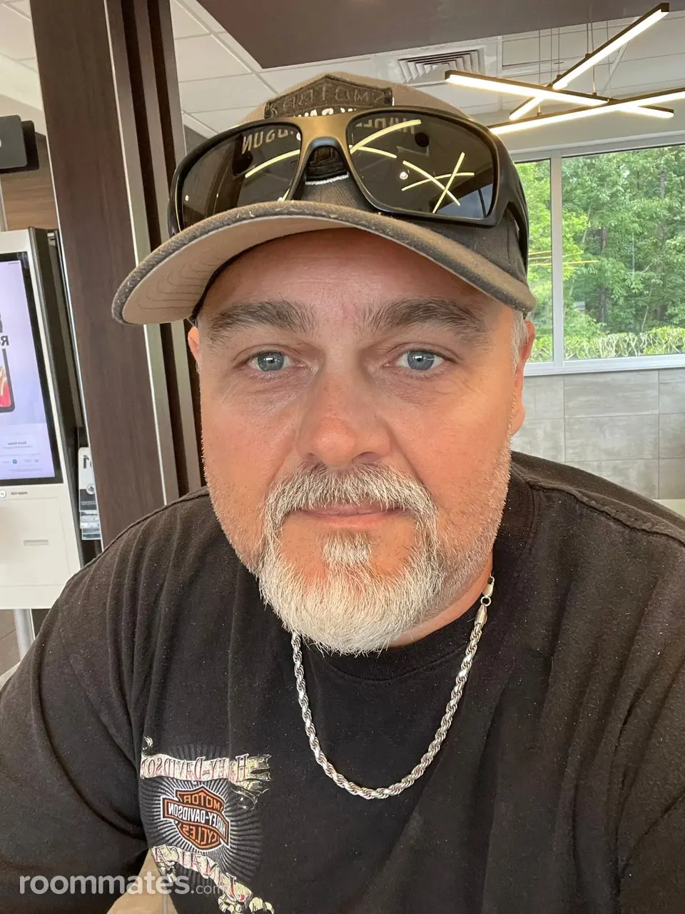 Profile photo 1 of 1