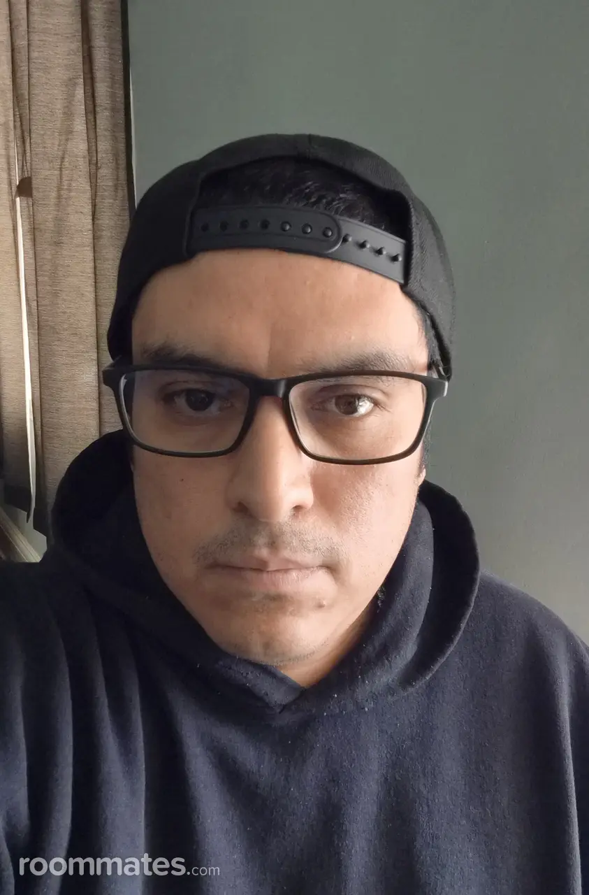 Profile photo 6 of 6