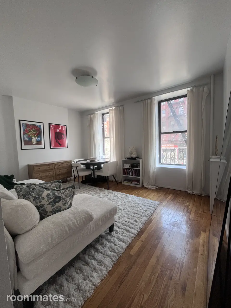 Profile photo 7 of 13