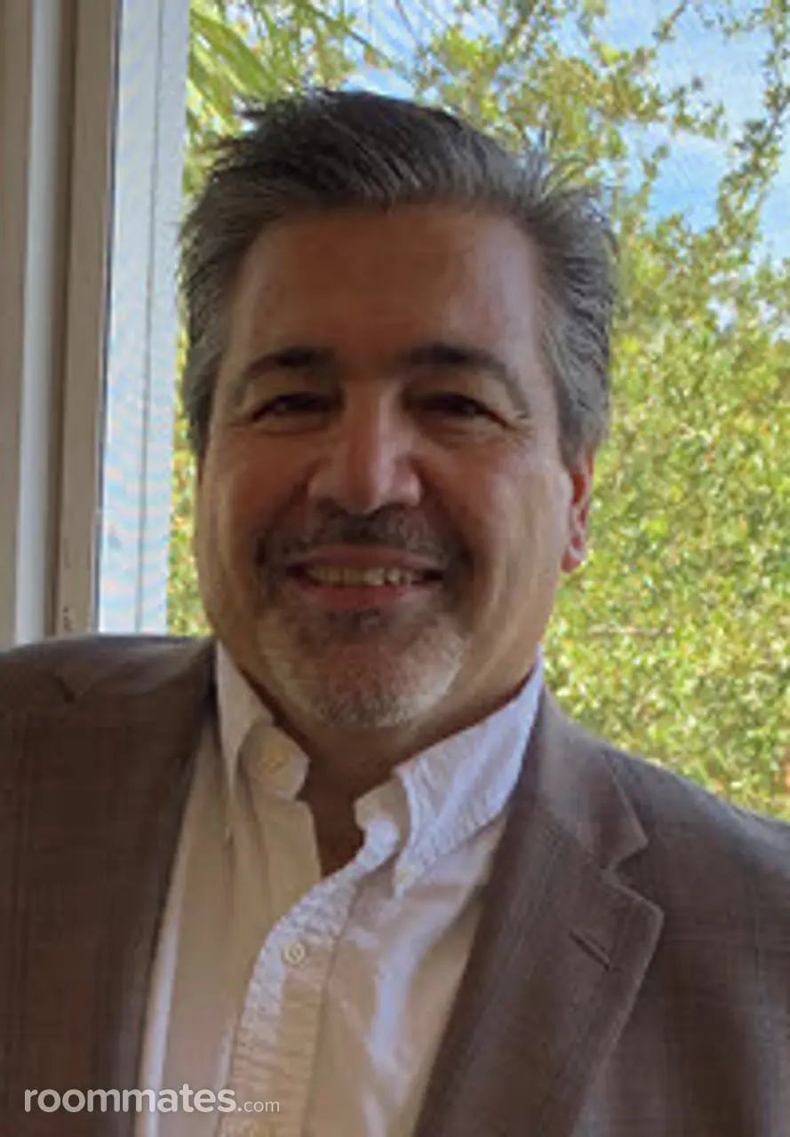 Profile photo 4 of 5