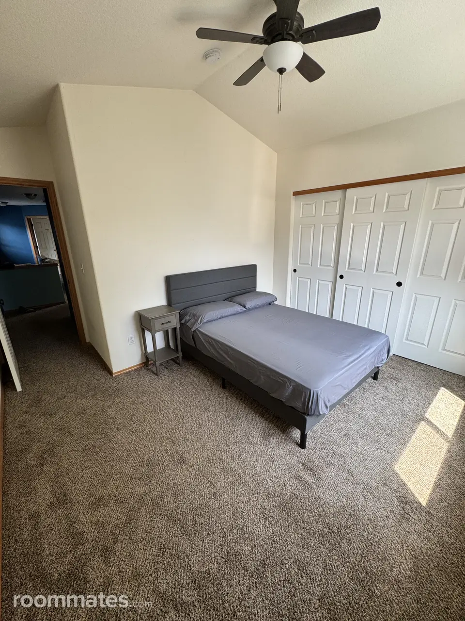 Profile photo 8 of 11