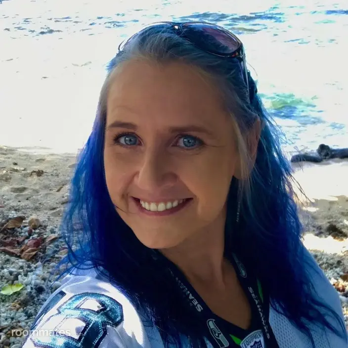 Roommate looking Puyallup, WA, $900