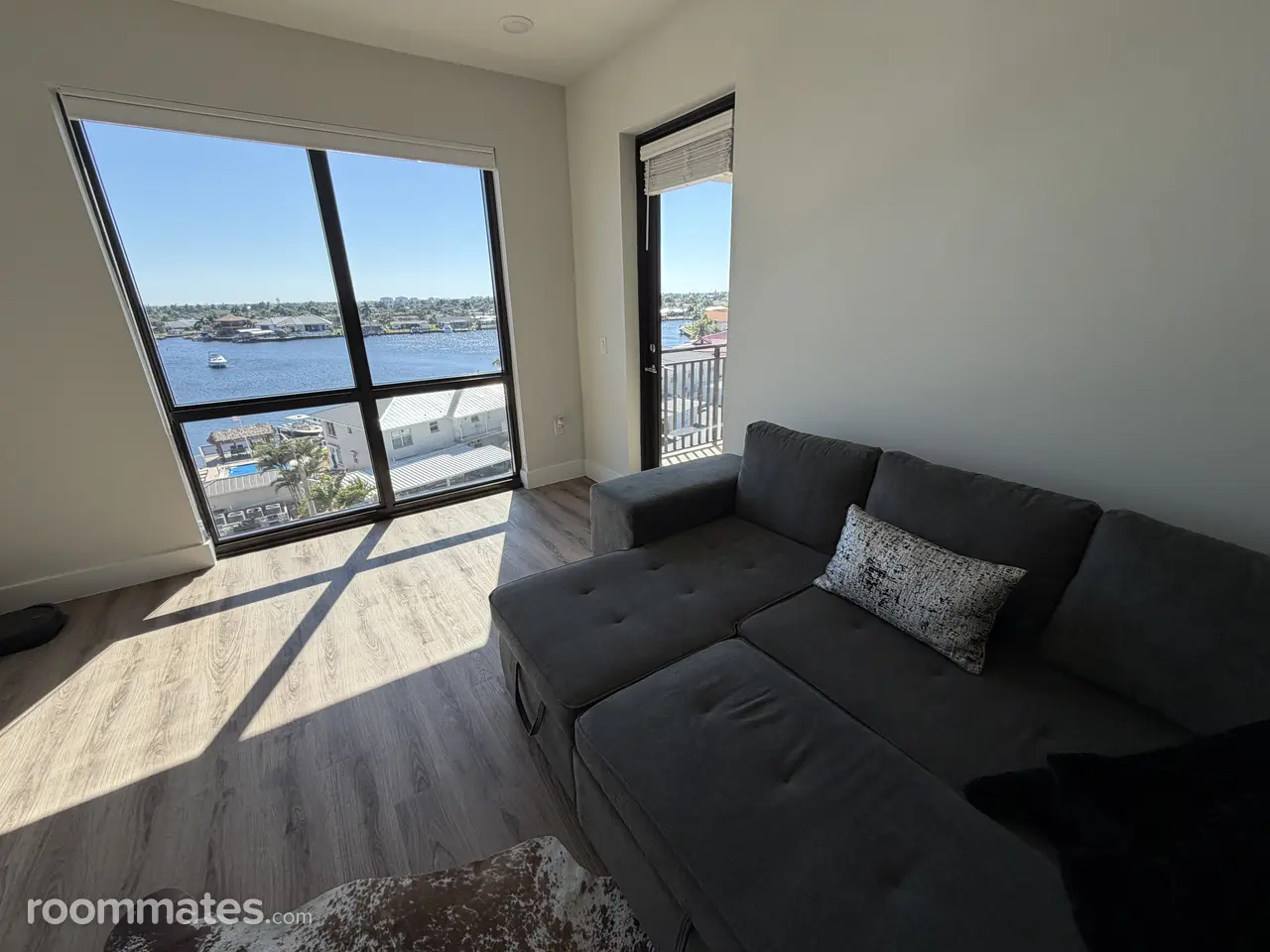 Profile photo 6 of 11