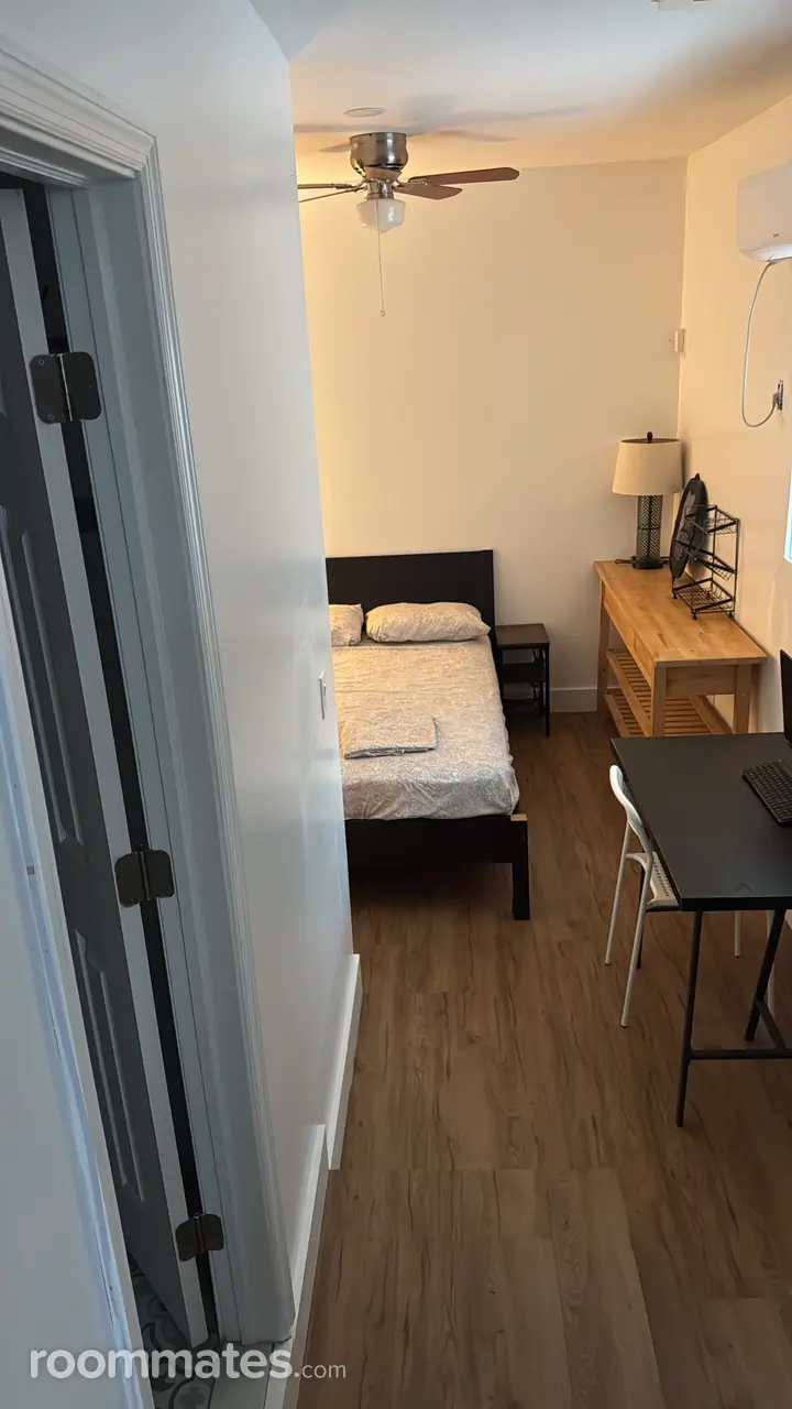 Profile photo 3 of 5