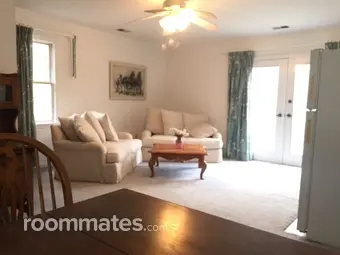 Room for rent in Clinton, NJ $1500, house