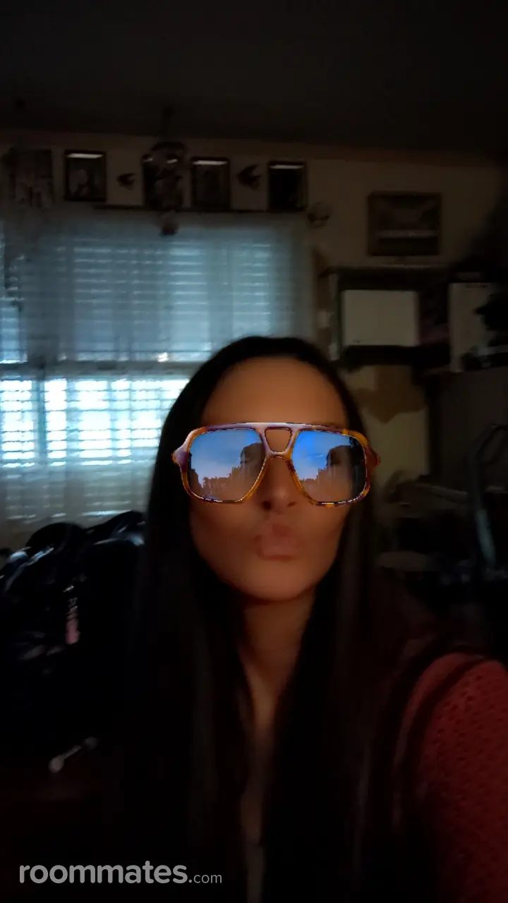 Profile photo 1 of 1