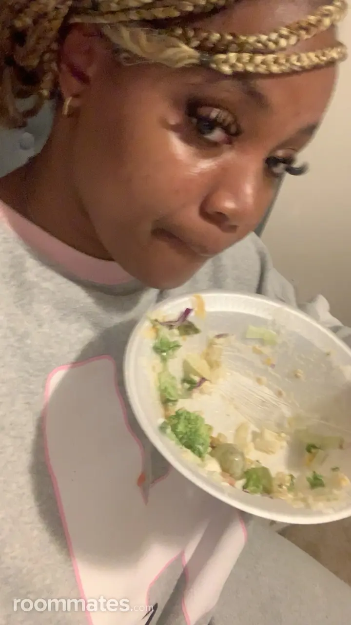 Profile photo 2 of 4