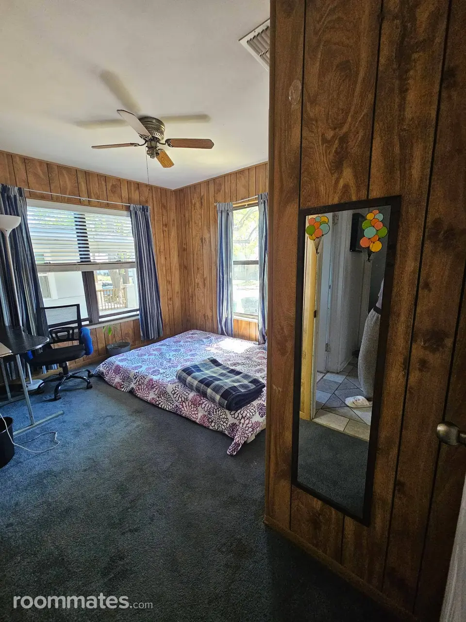 Profile photo 5 of 12