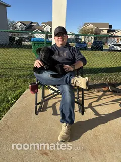 Roommate looking Gulfport MS, $1000