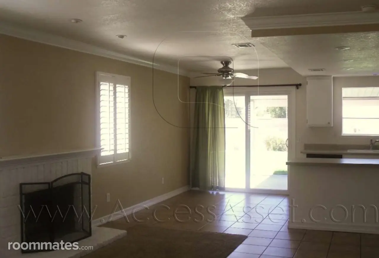 Profile photo 4 of 11