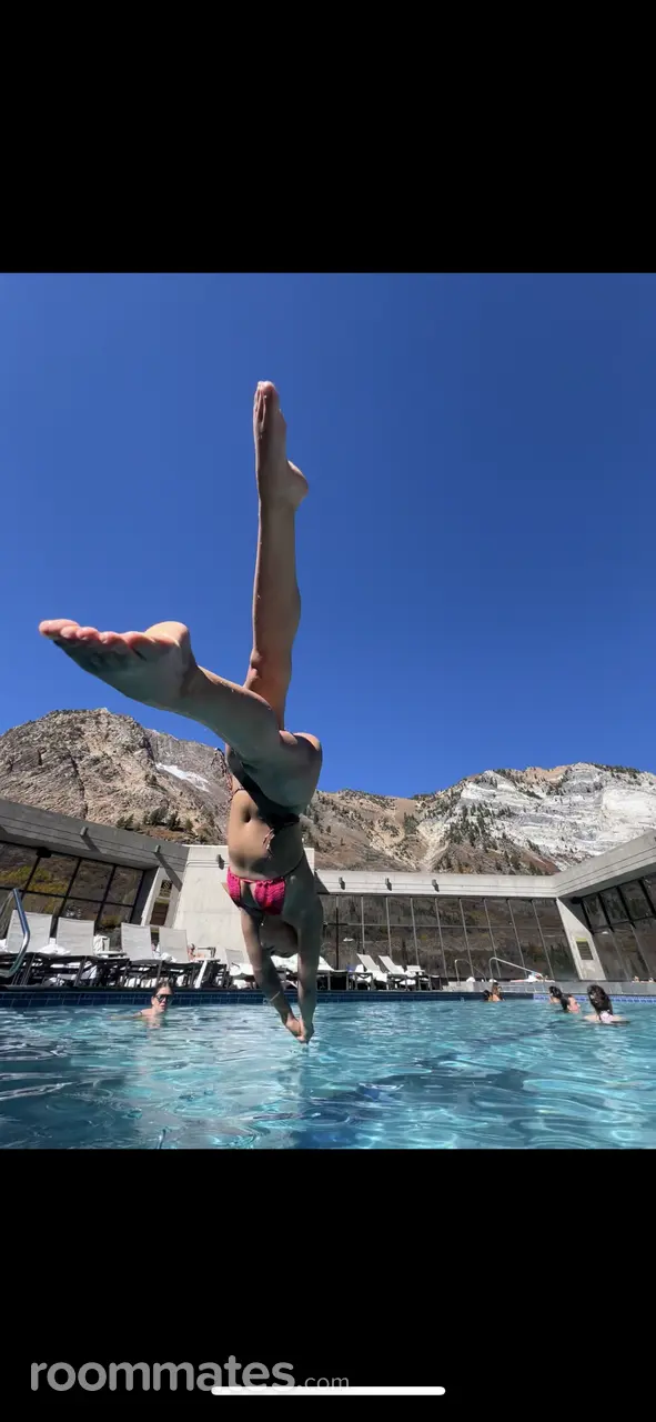 Profile photo 16 of 19