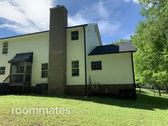 Room for rent in Raleigh, NC $900, house