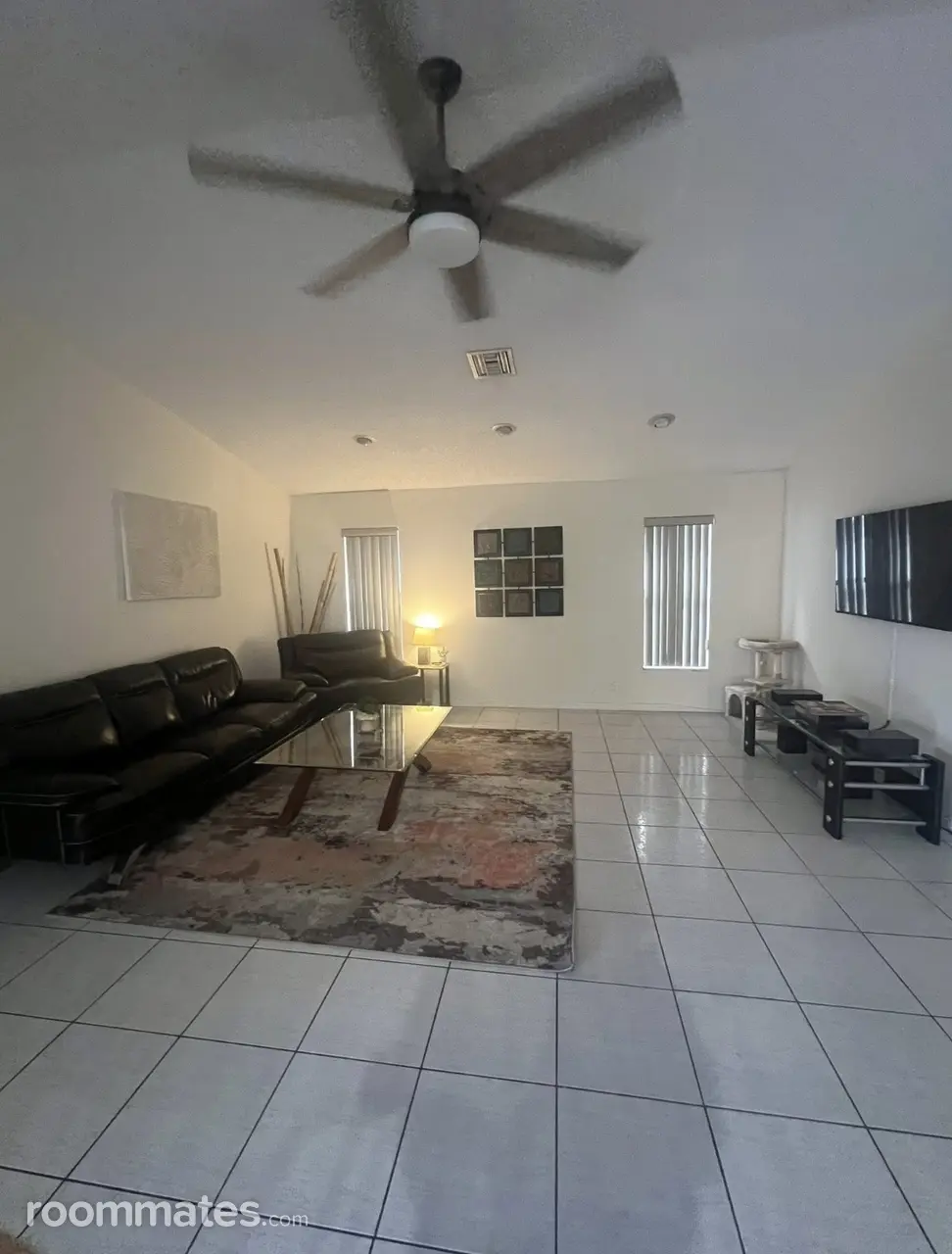 Profile photo 7 of 9