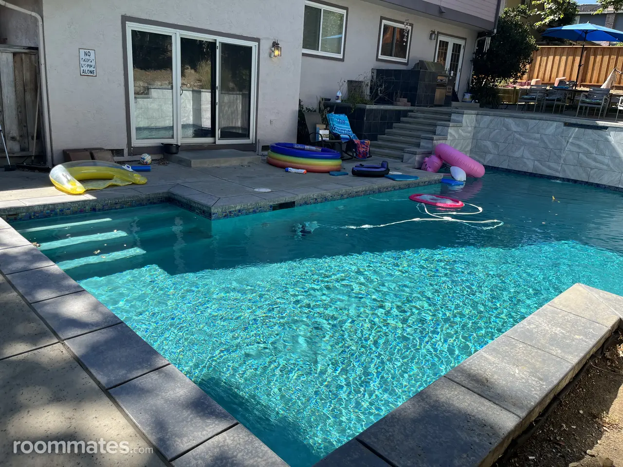 Profile photo 7 of 11