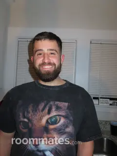 Roommate looking Medford, MA, $1600