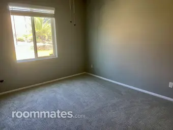 Room for rent in Corona, CA $1300, house