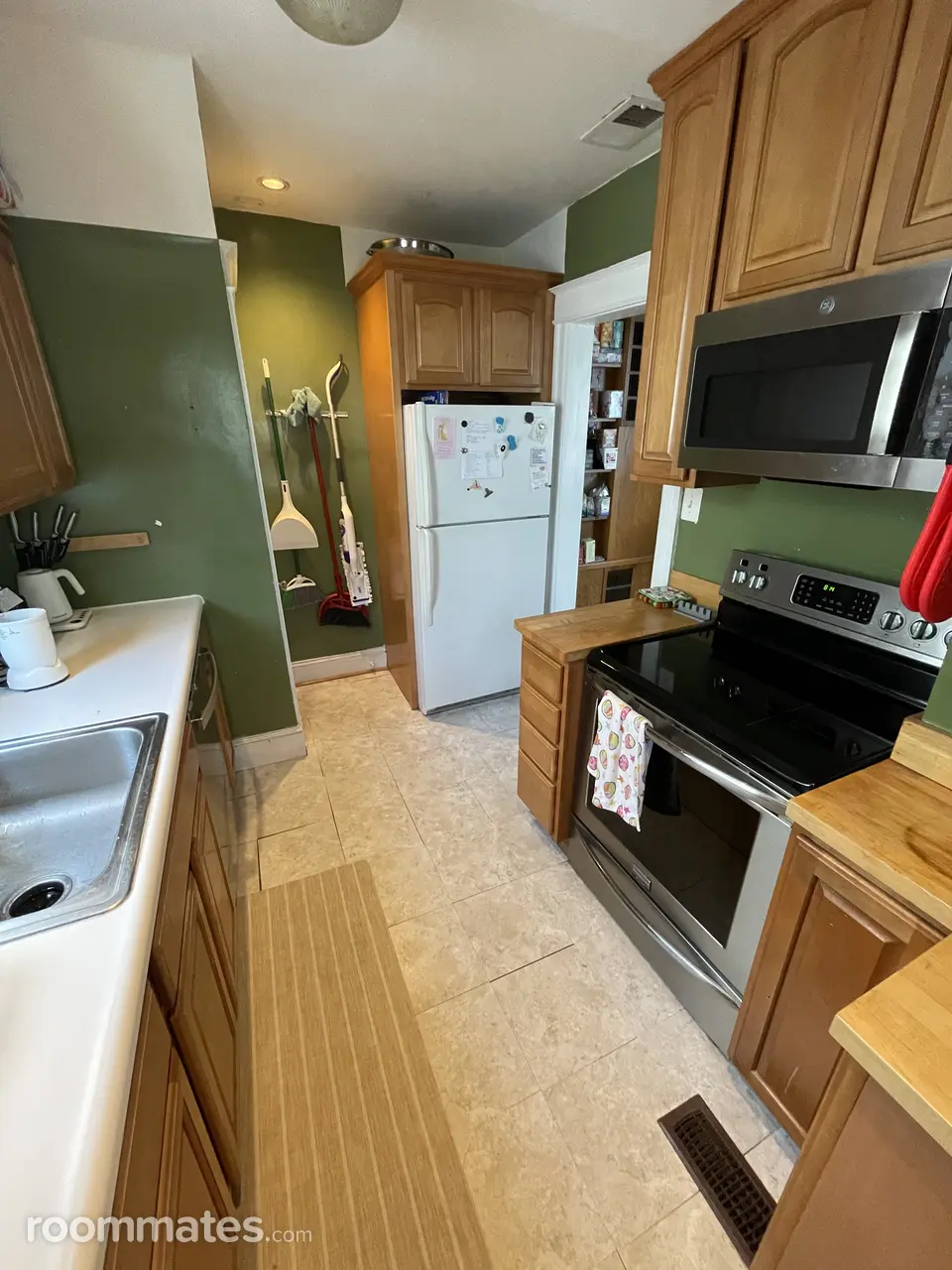 Profile photo 8 of 11