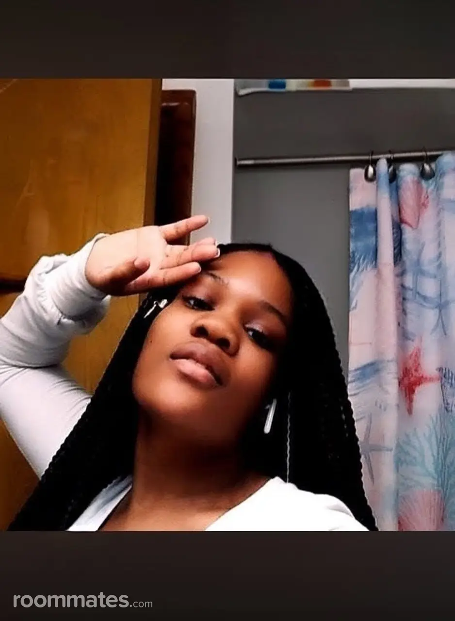 Profile photo 5 of 6