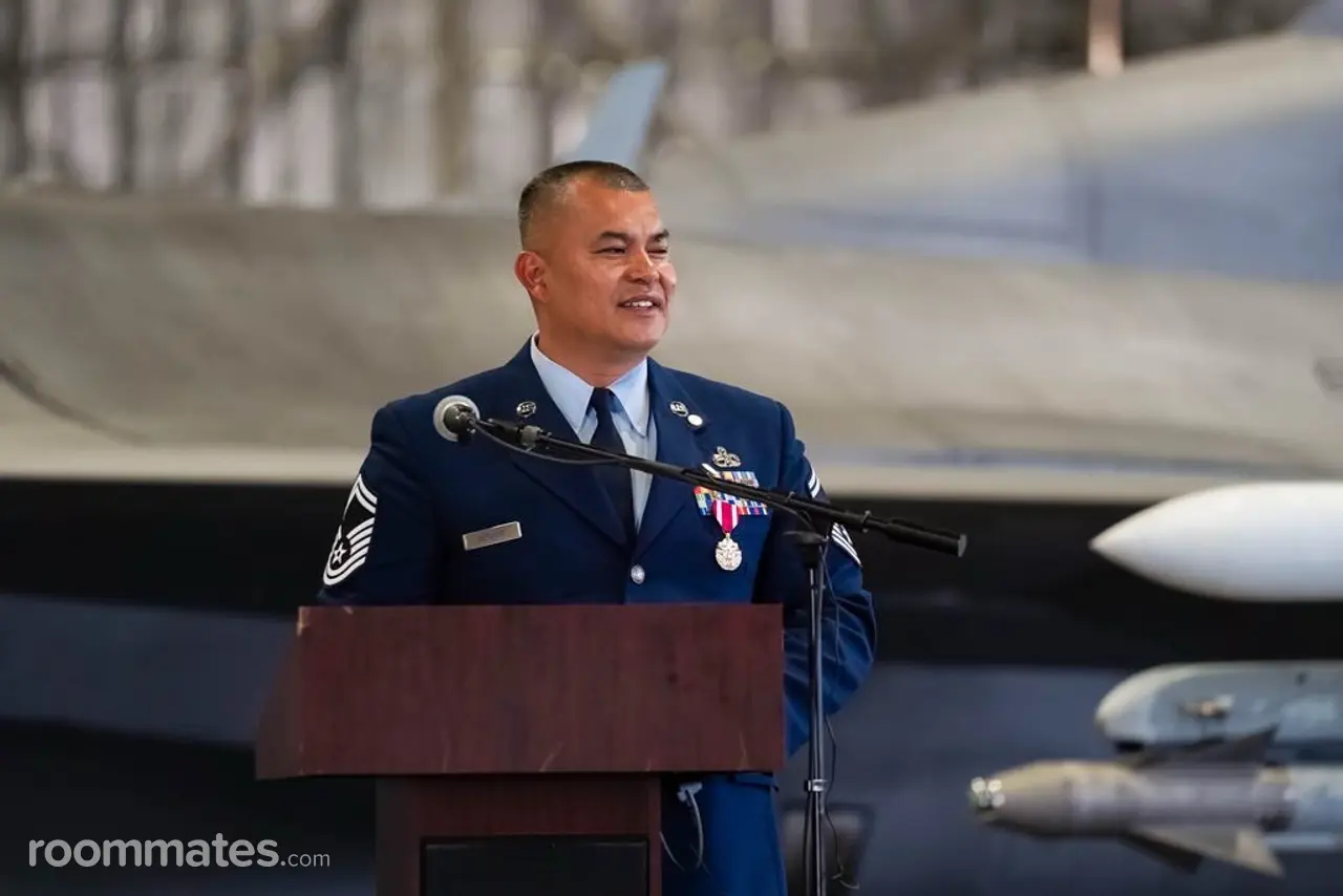 Profile photo 1 of 1