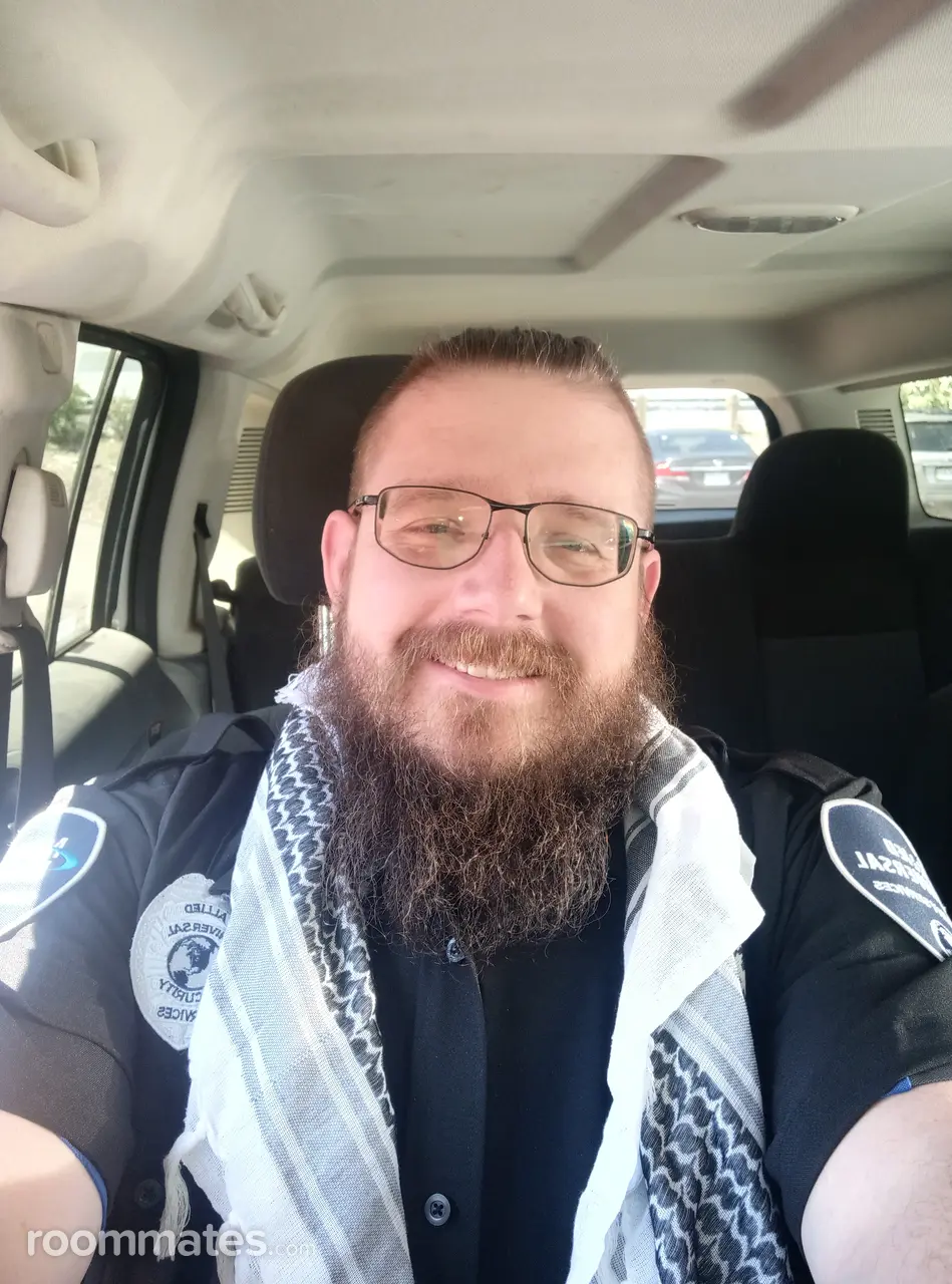 Profile photo 6 of 6