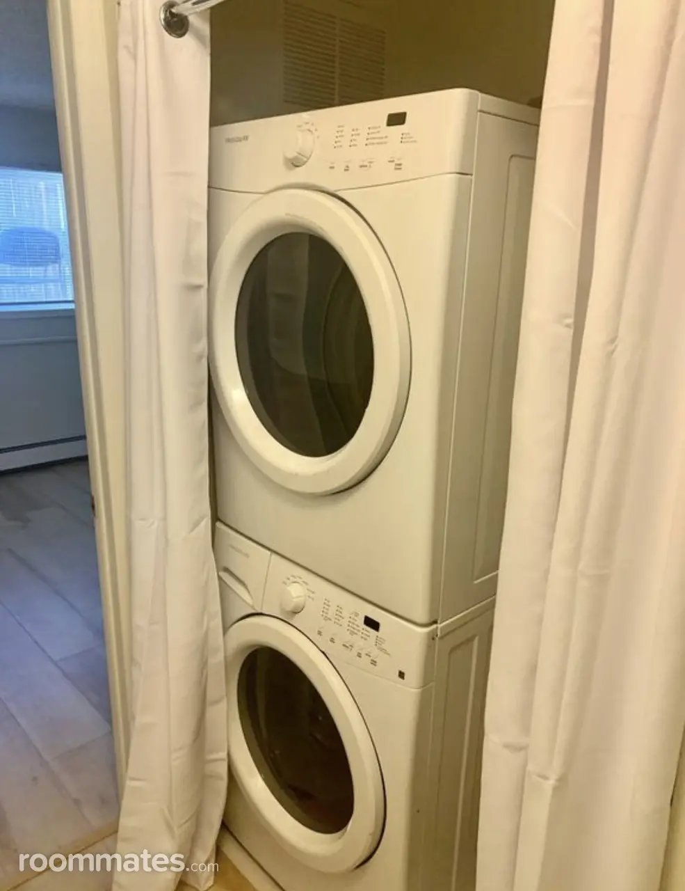 Profile photo 7 of 9