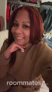 Roommate looking Corona, CA, $1000