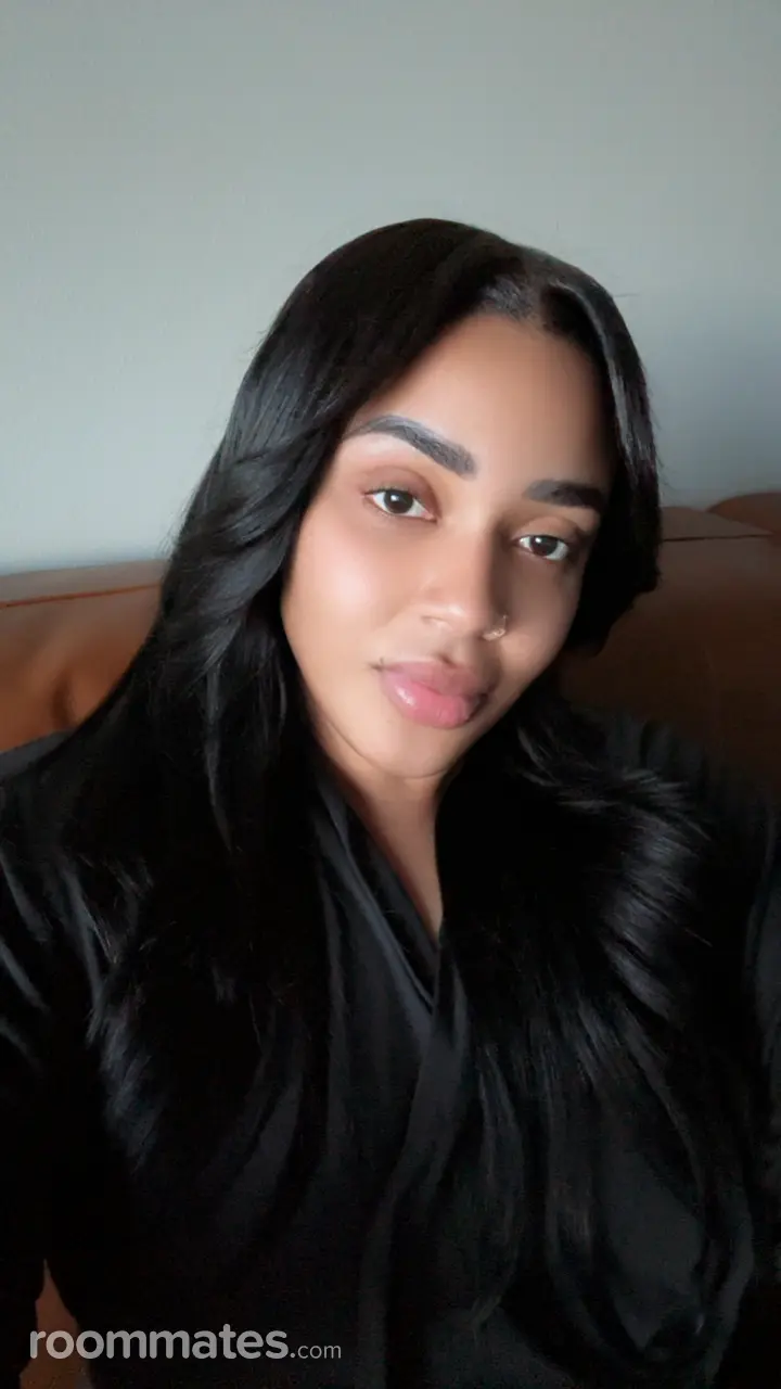 Profile photo 1 of 1