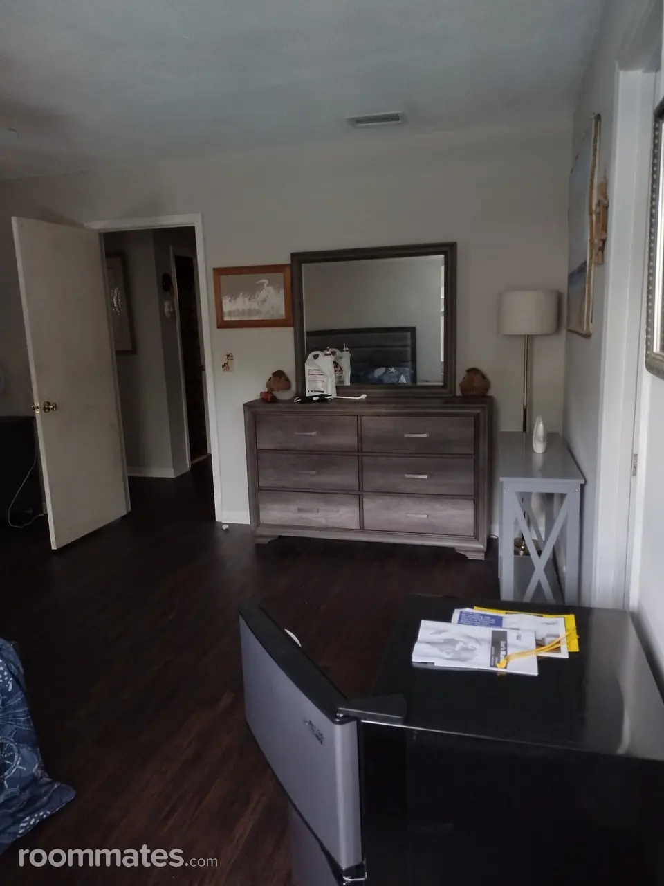 Profile photo 1 of 5