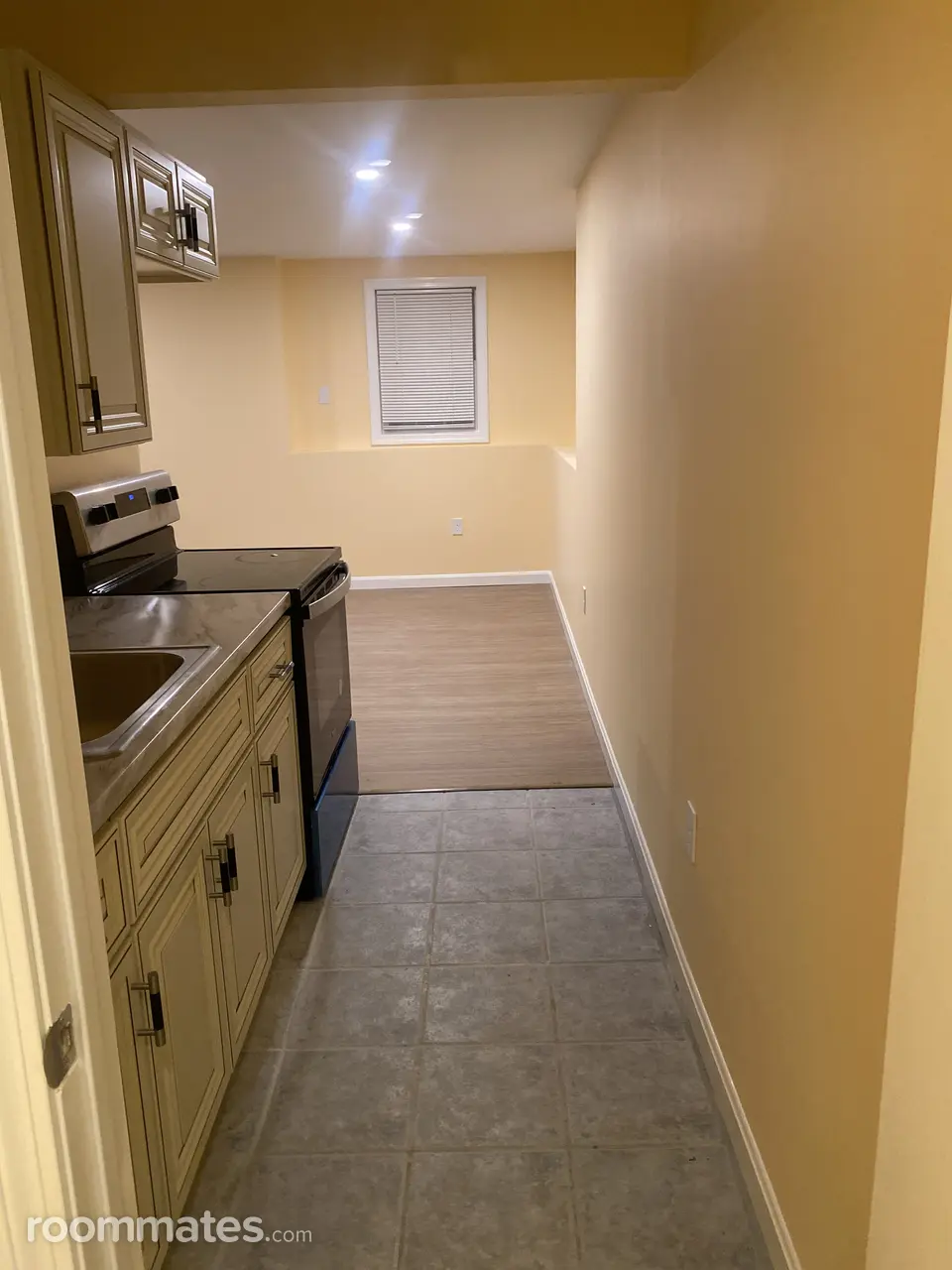 Profile photo 4 of 8