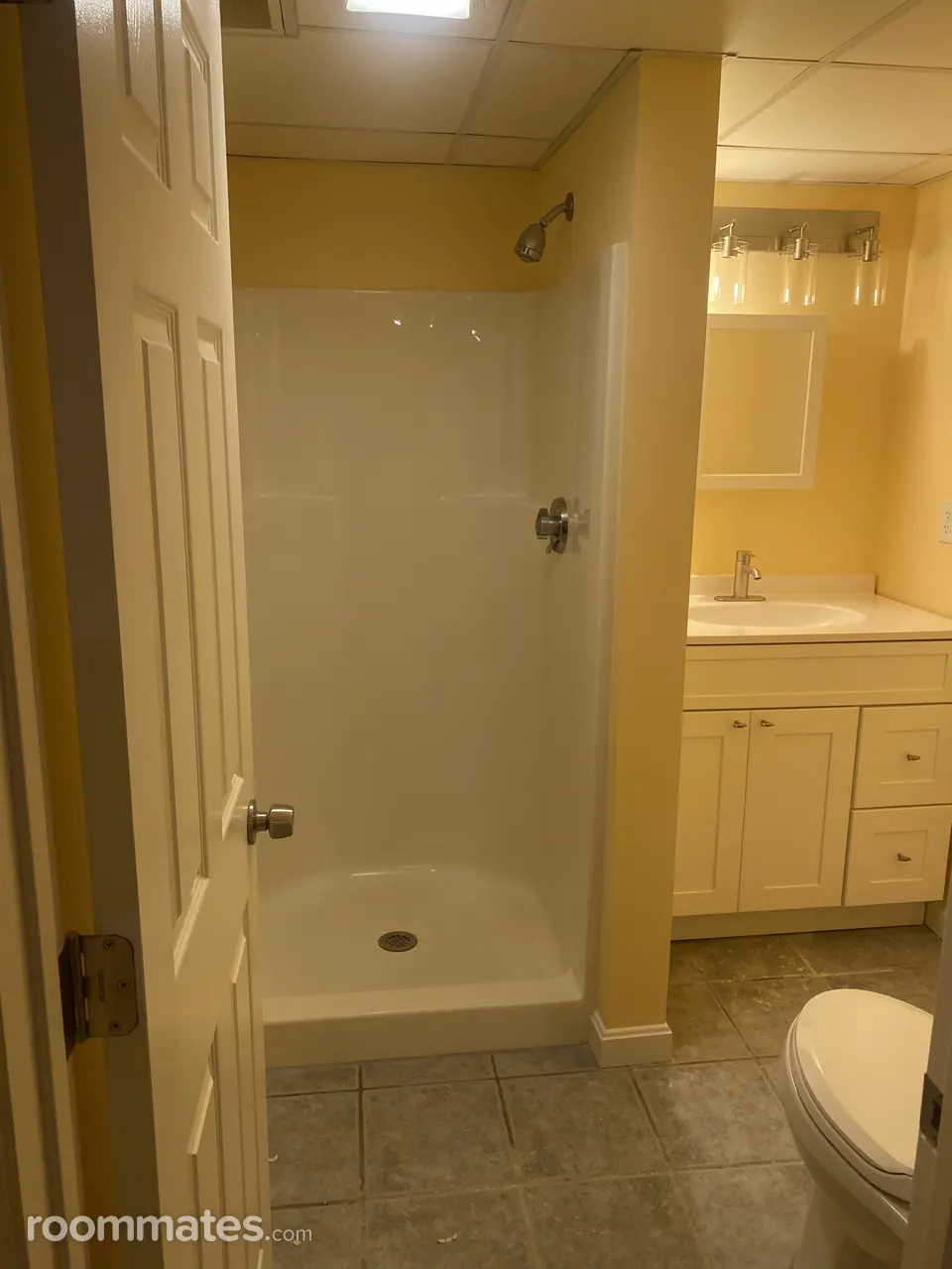 Profile photo 3 of 8