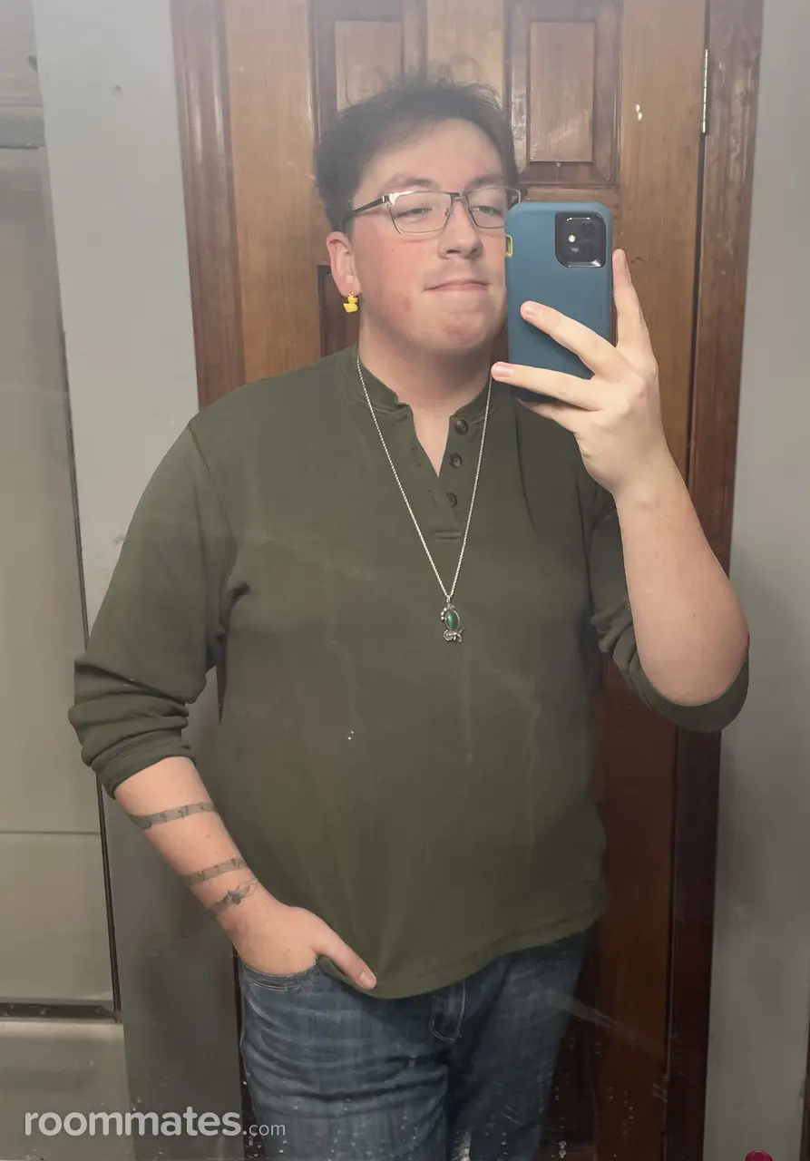 Profile photo 1 of 1