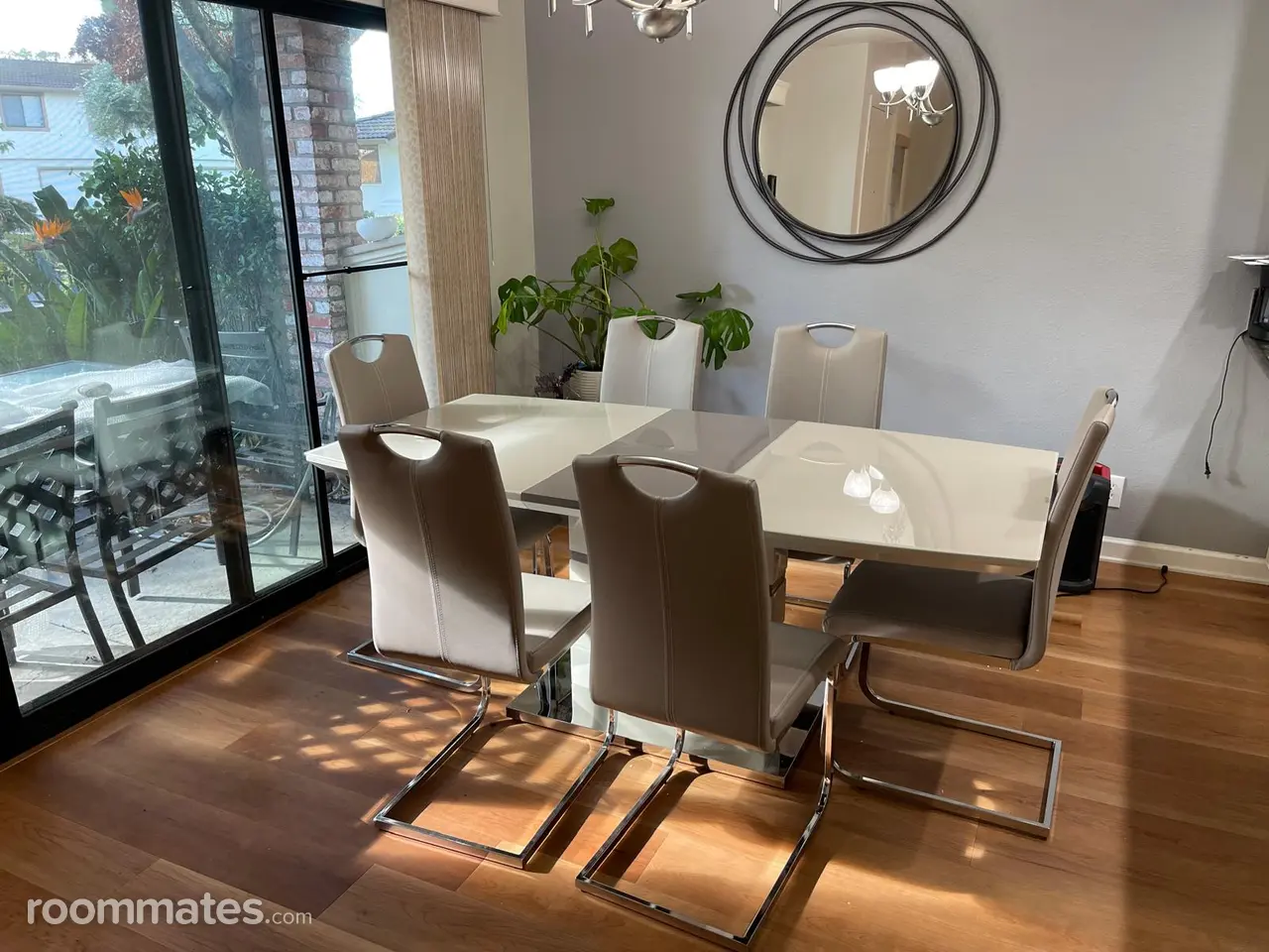 Profile photo 4 of 10