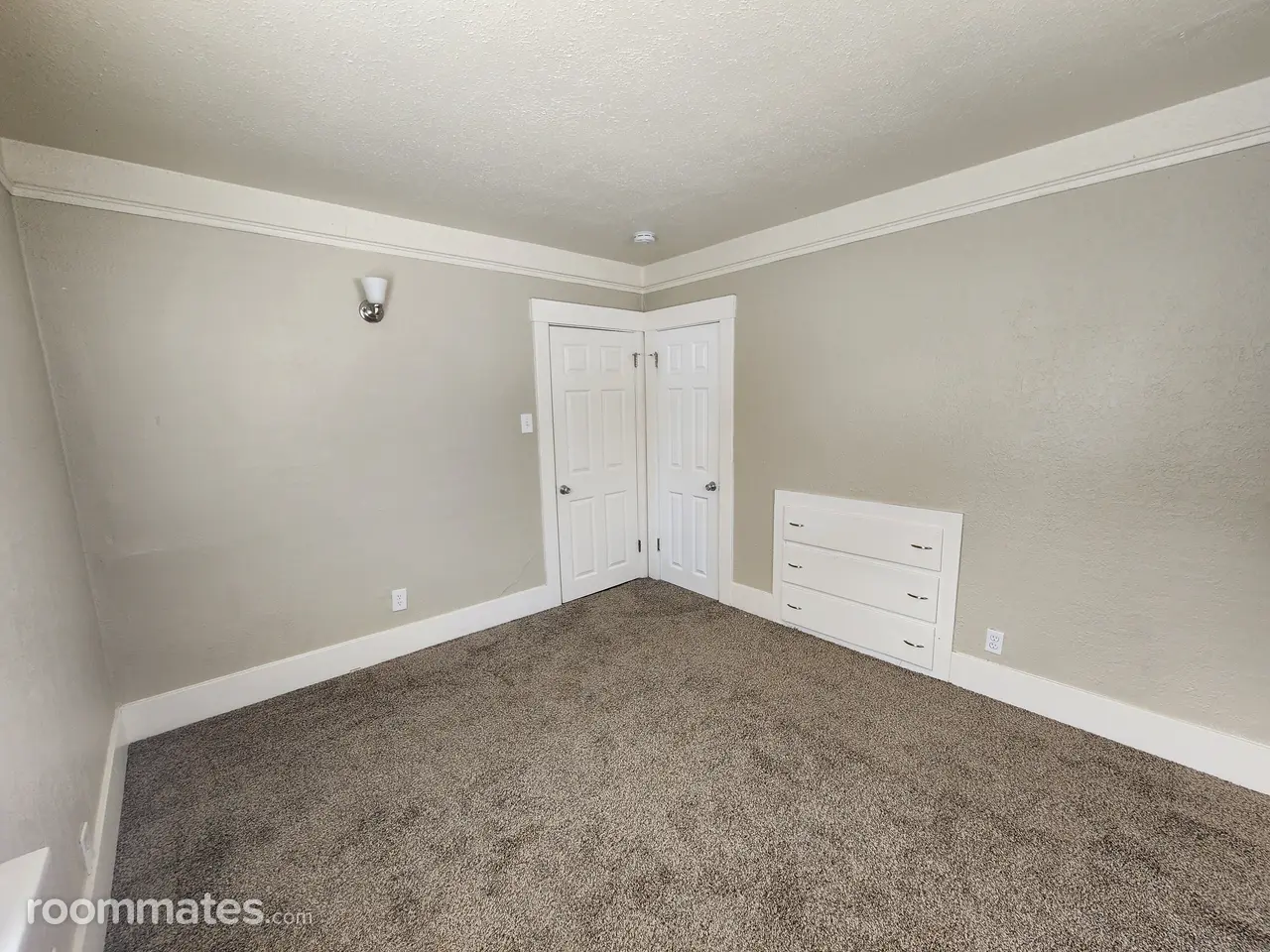 Profile photo 4 of 11