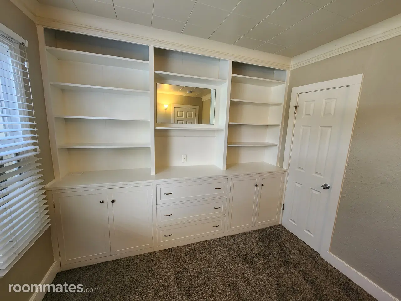 Profile photo 2 of 11