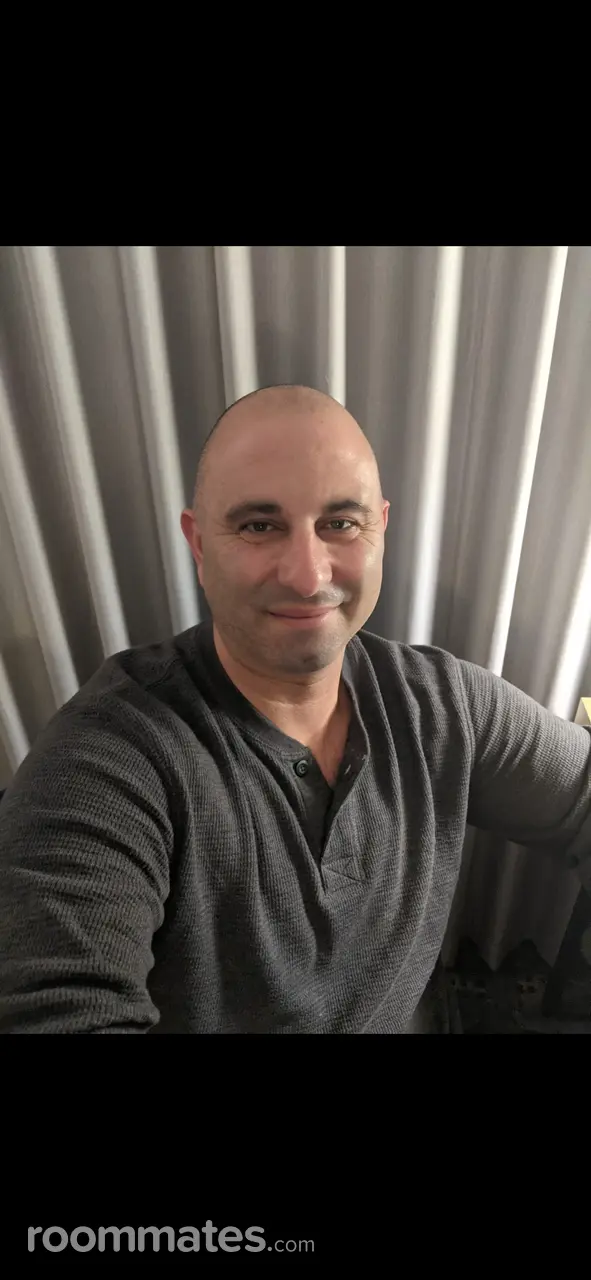 Profile photo 11 of 11