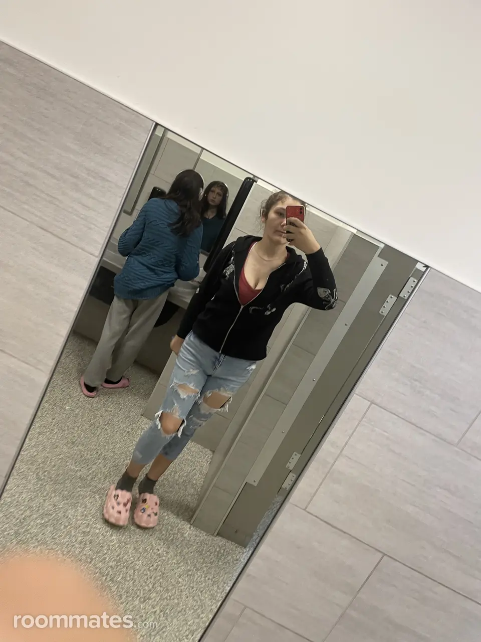 Profile photo 7 of 7