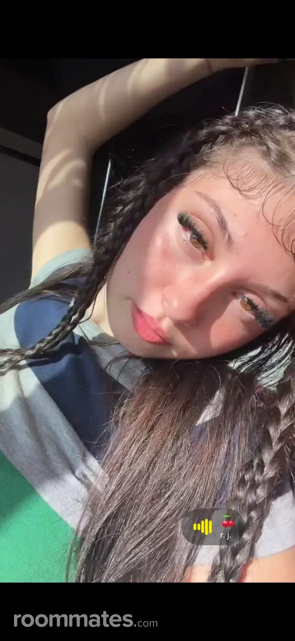 Profile photo 6 of 7