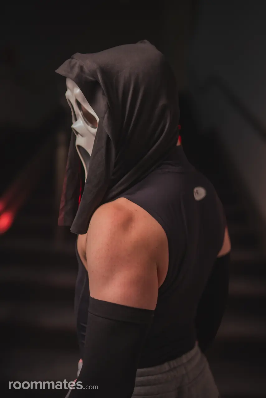 Profile photo 2 of 4