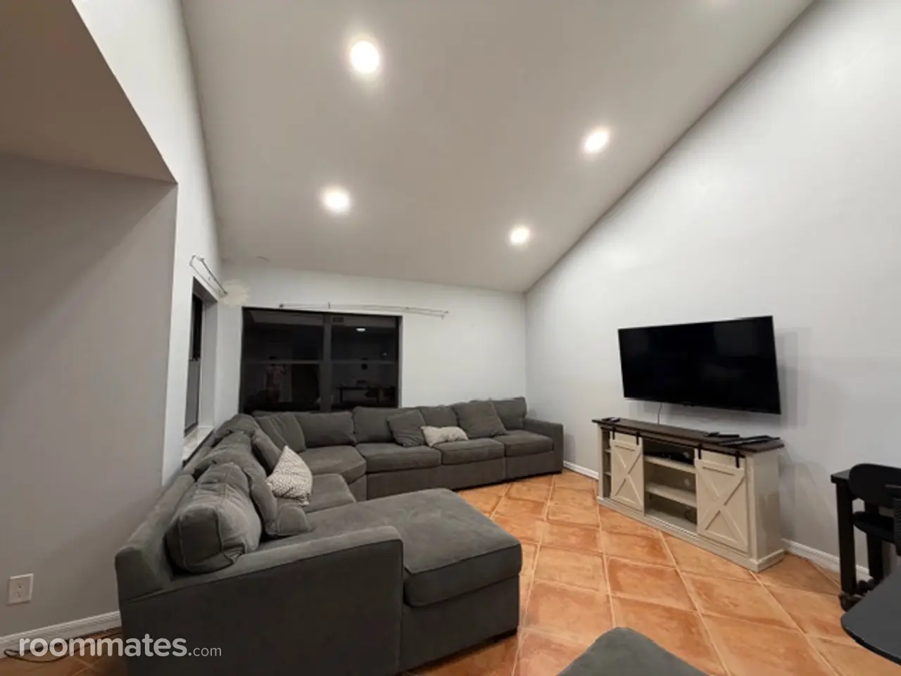 Profile photo 2 of 7