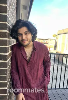 Roommate looking Chicago, IL, $700