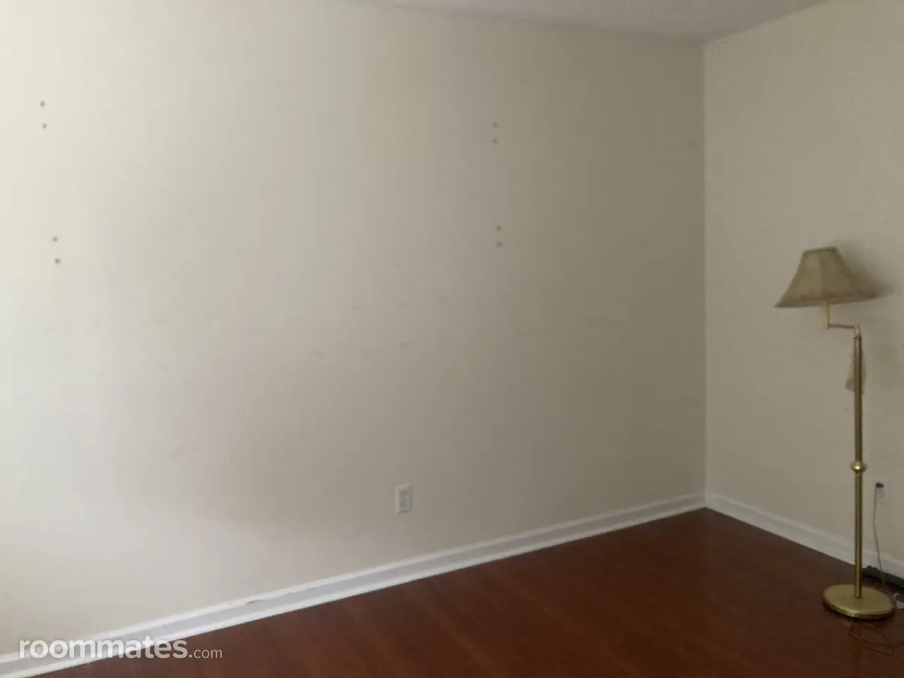 Profile photo 3 of 8