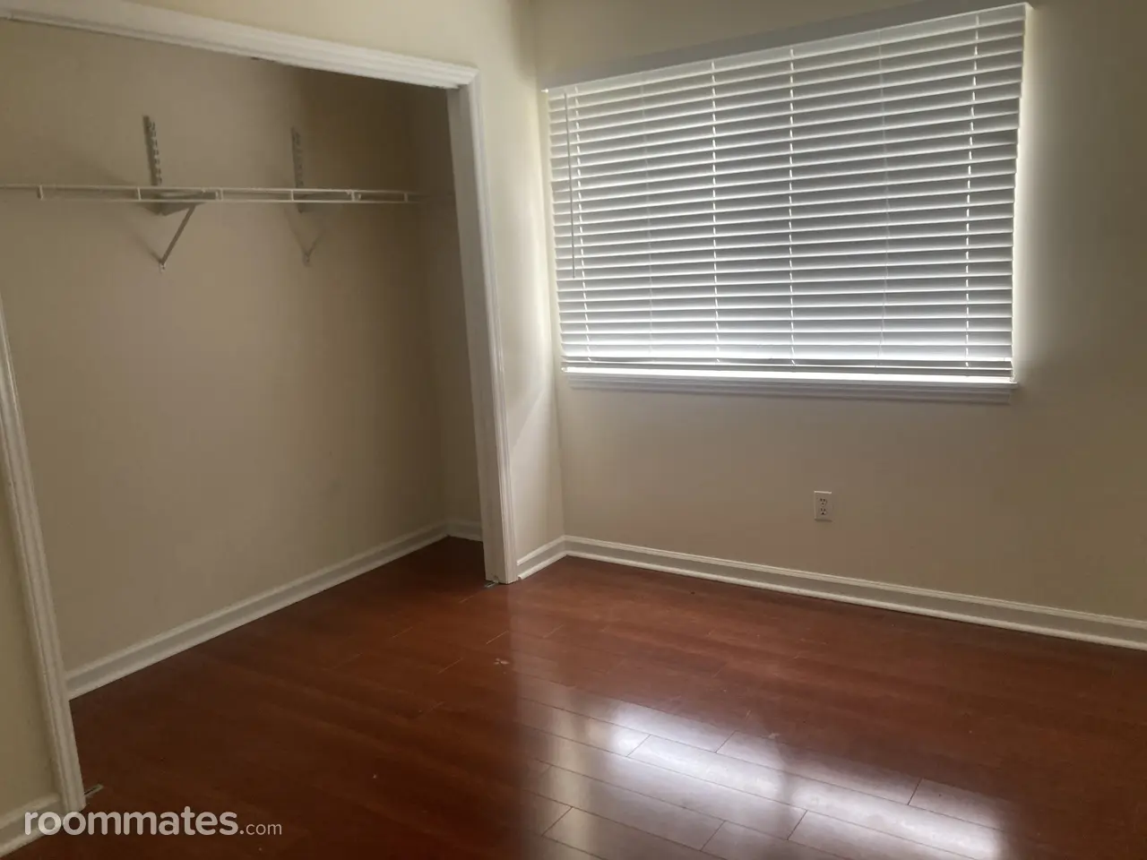 Profile photo 4 of 8