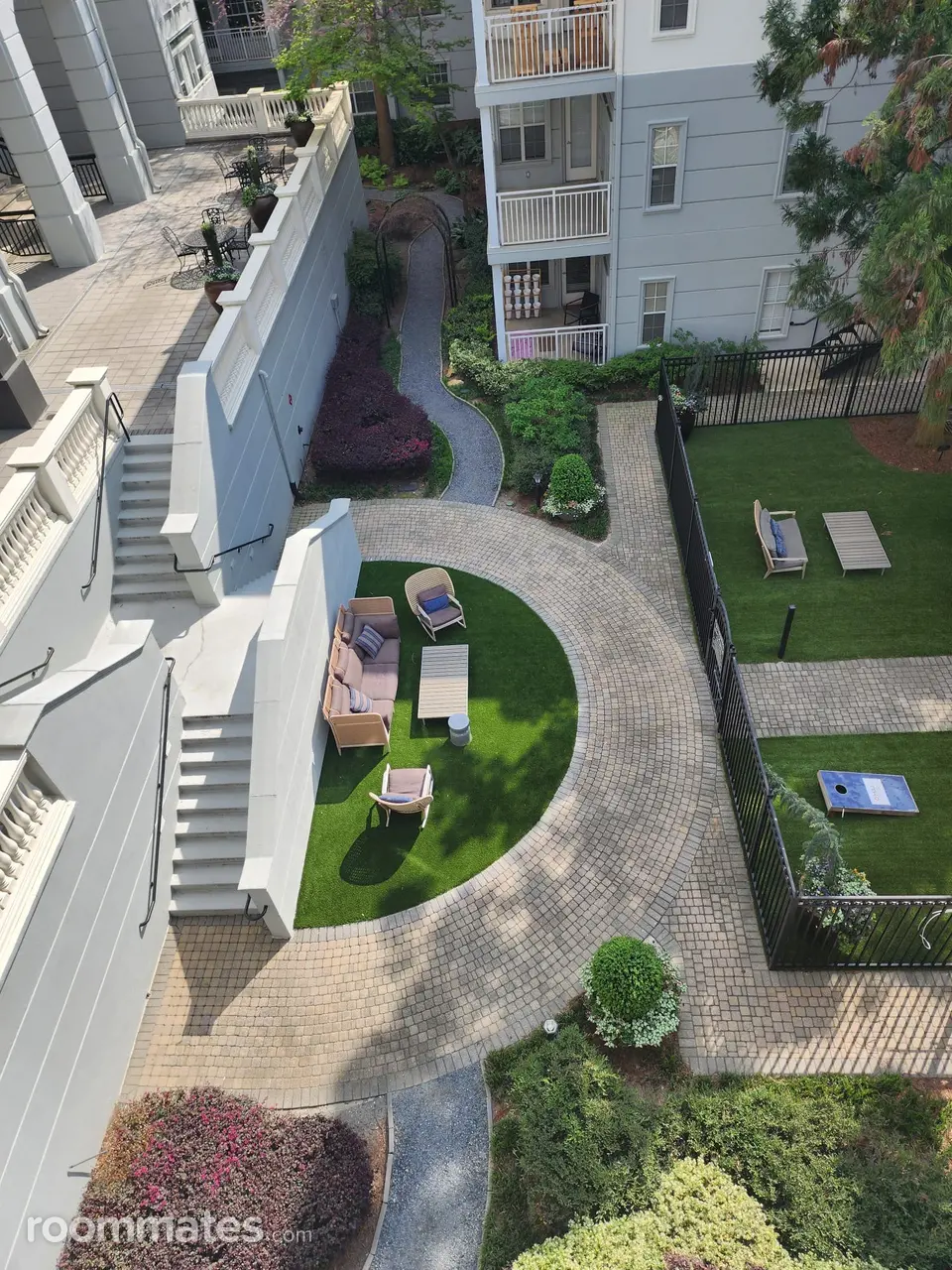 Profile photo 9 of 11