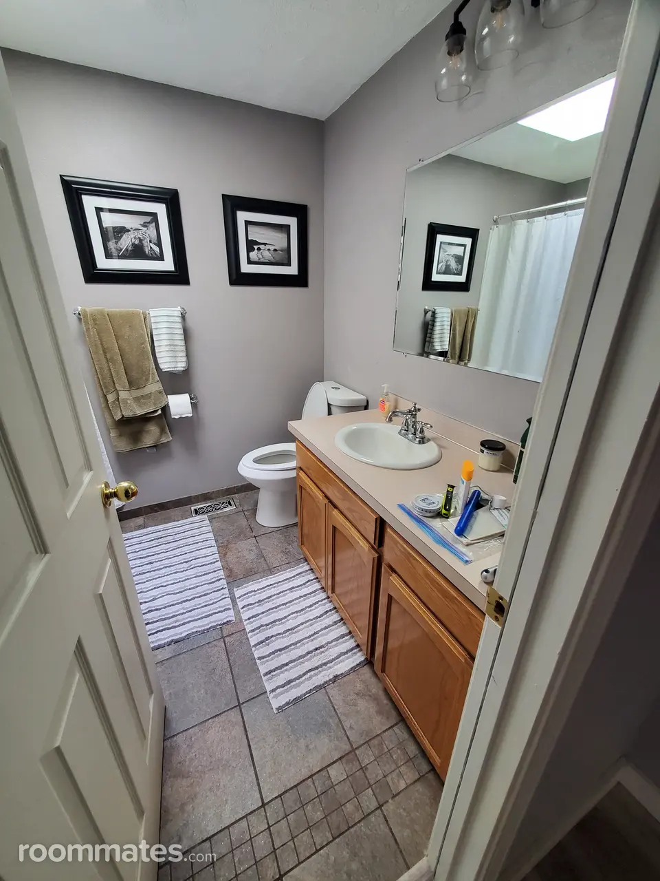 Profile photo 2 of 4