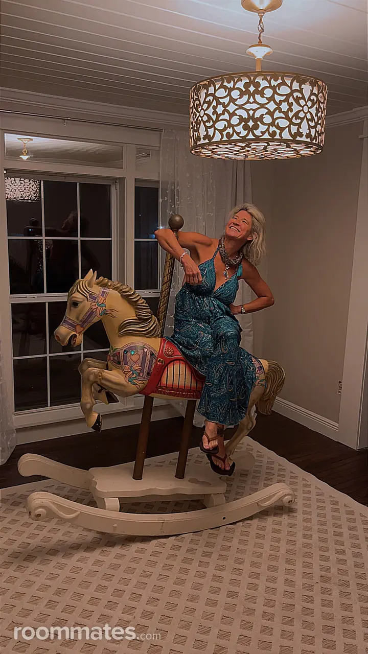 Profile photo 2 of 8