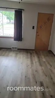 Room for rent in Ottawa, IL $700, house