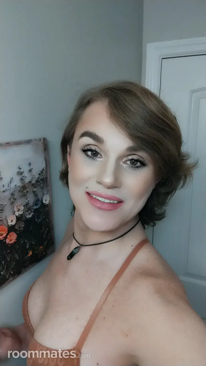 Profile photo 8 of 8