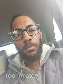 Roommate looking Stockton, CA, $600